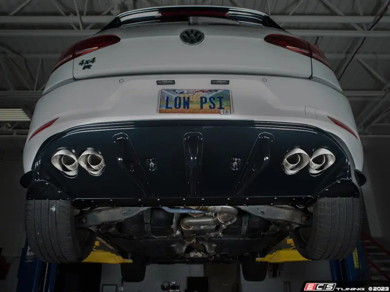 ECS Tuning MK7.5 Golf R Functional Aerodynamic Rear Diffuser Kit