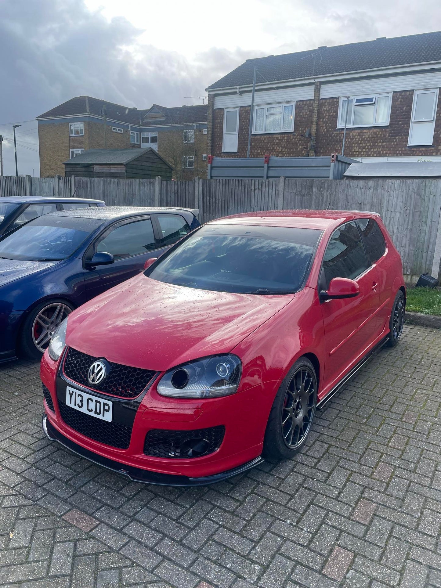 VW Golf MK5 Headlight Duct