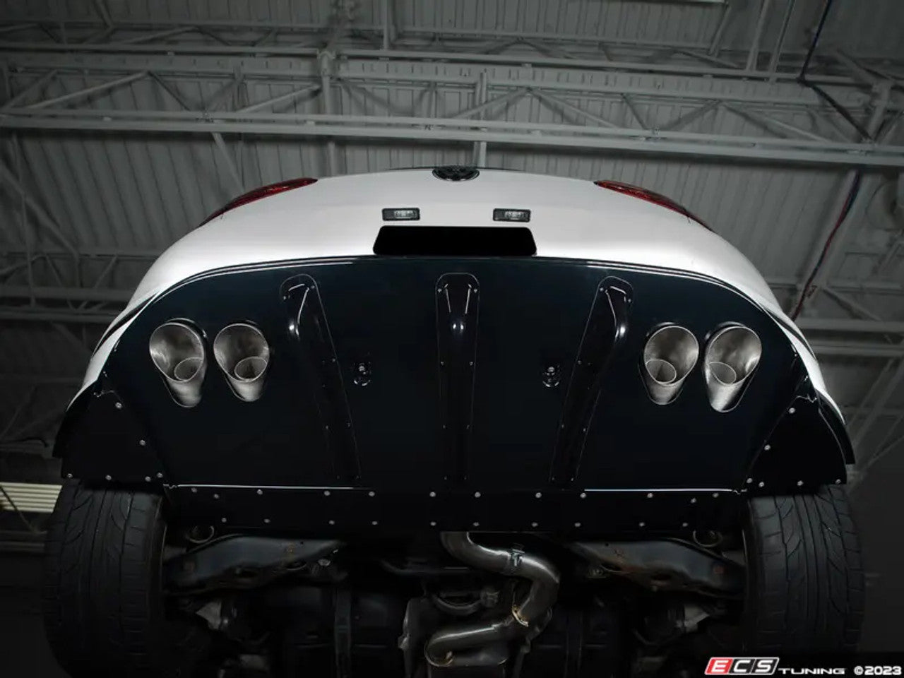 ECS Tuning MK7 Golf R Functional Aerodynamic Rear Diffuser Kit
